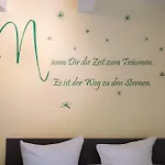 Traeumerei - Charmantes Objekt Mit Kamin & Grosszuegigem Garten *