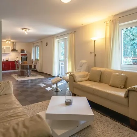 Traeumerei Mit Kamin Und Grosszuegigem Garten Holiday home *