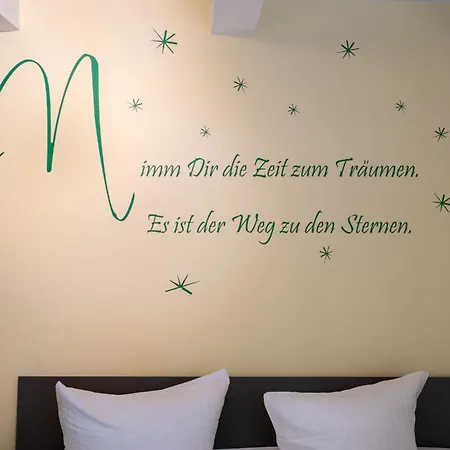 Traeumerei - Charmantes Objekt Mit Kamin & Grosszuegigem Garten *
