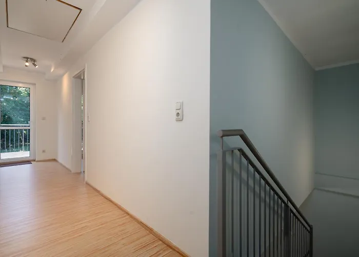 別荘 Traeumerei - Charmantes Objekt Mit Kamin & Grosszuegigem Garten