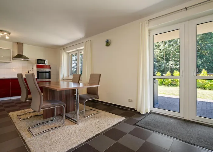 Traeumerei - Charmantes Objekt Mit Kamin & Grosszuegigem Garten * Alt Schwerin