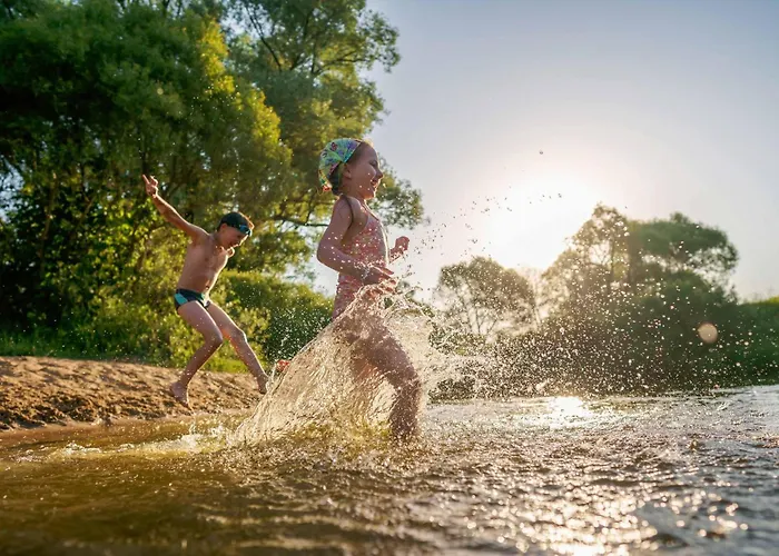 Traeumerei - Charmantes Objekt Mit Kamin & Grosszuegigem Garten Casa vacanze Alt Schwerin